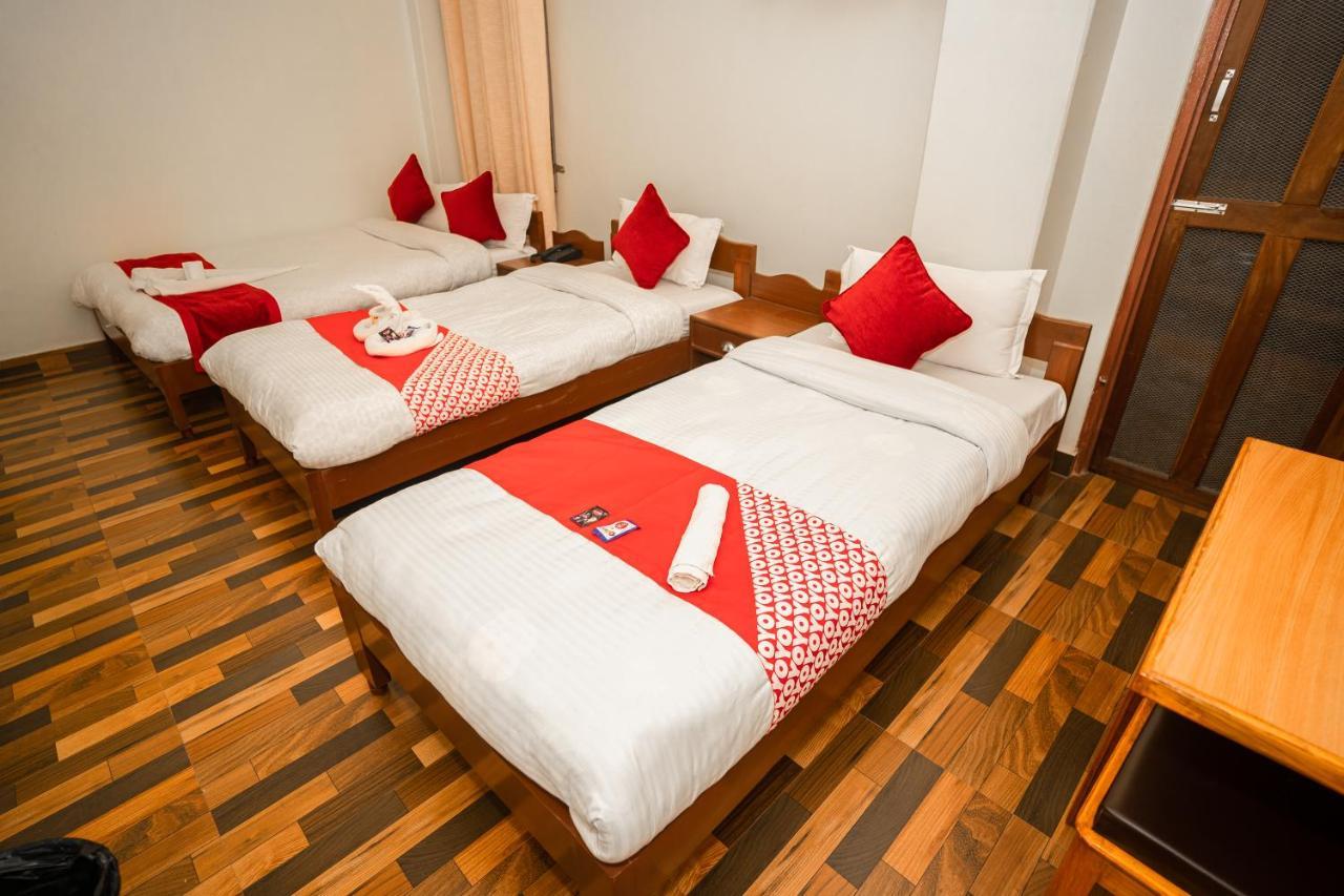 Hotel Dela Mount Pokhara Exterior photo